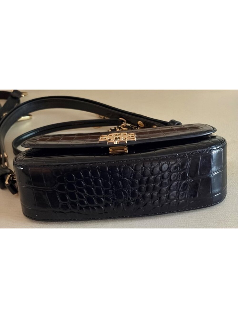 Tory Burch Britten Black Embossed Leather Convertible Crossbody/ Clutch Bag - Picture 13 of 16